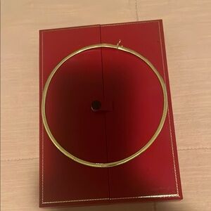 Elegant Gold-Tone Necklace